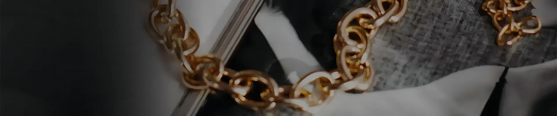 Automatic high speed rolo chain making machine